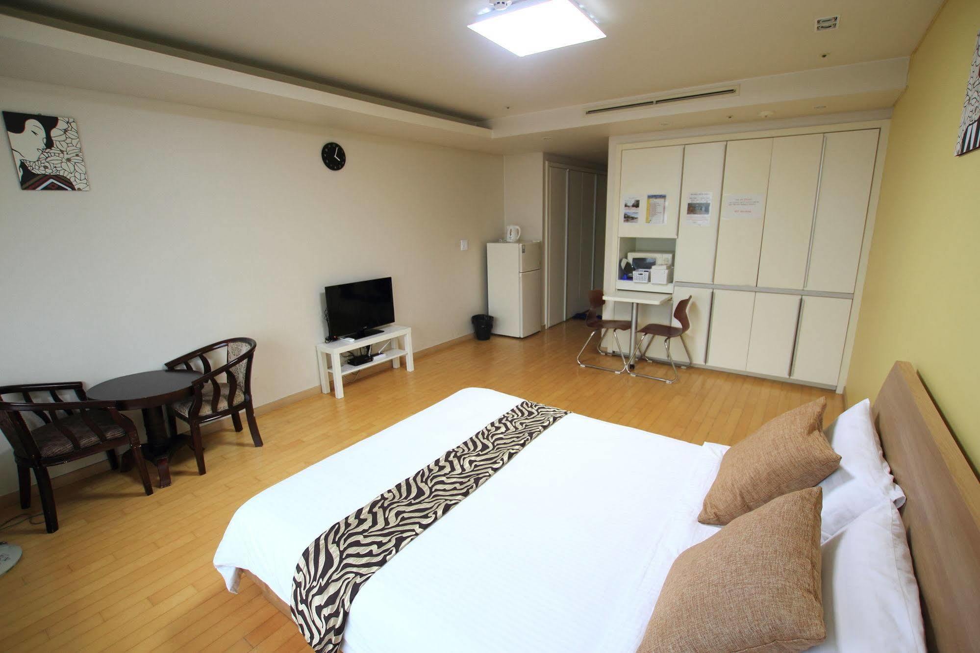 Incheon Airport Guesthouse Exterior photo